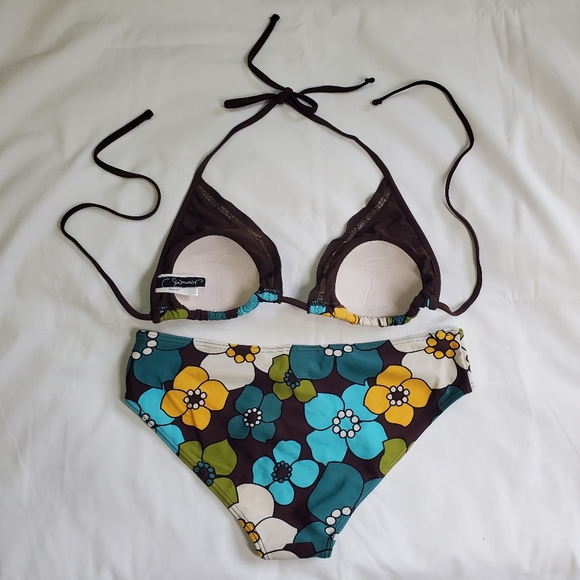 Bikini Set - Picture 2 of 2